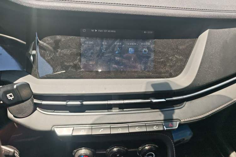 Used CHANGAN CS15 2021 1.5L Automatic Entry-Level Trim Audio And AC Panel