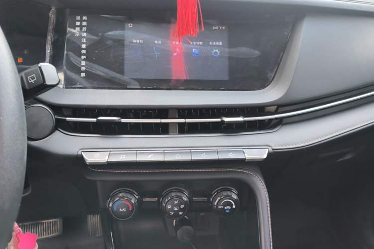 Used CHANGAN CS15 2021 1.5L Automatic Entry-Level Trim Audio And AC Panel