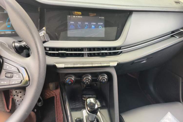 Used CHANGAN CS15 2021 1.5L Automatic Entry-Level Trim Audio And AC Panel