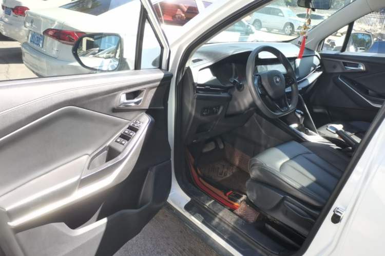 Used CHANGAN CS15 2021 1.5L Automatic Entry-Level Trim Driver Seat
