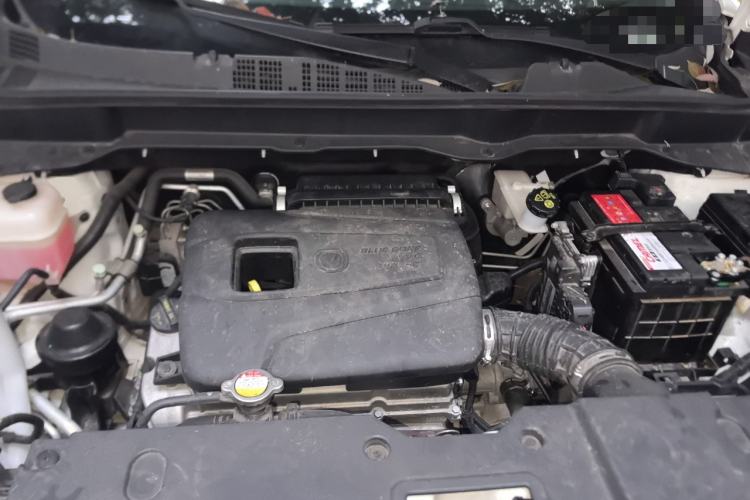 Used CHANGAN CS15 2021 1.5L Automatic Entry-Level Trim Engine Bay