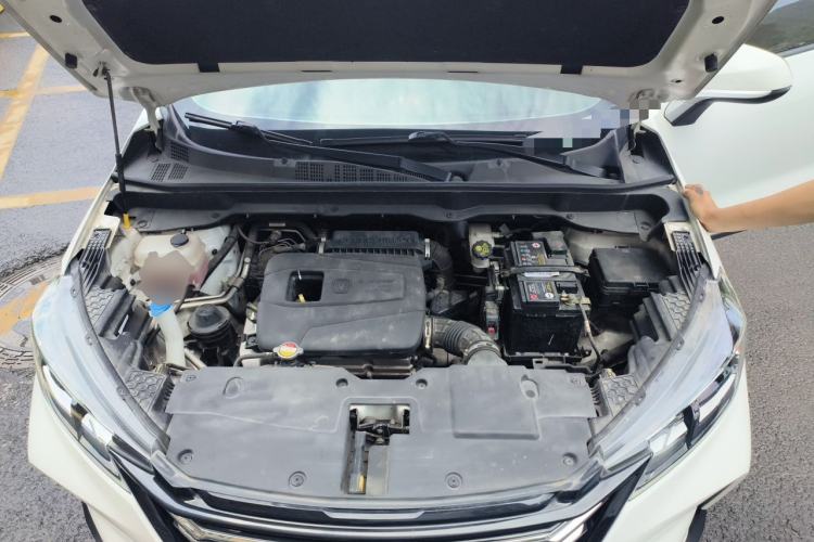 Used CHANGAN CS15 2021 1.5L Automatic Entry-Level Trim Engine Bay