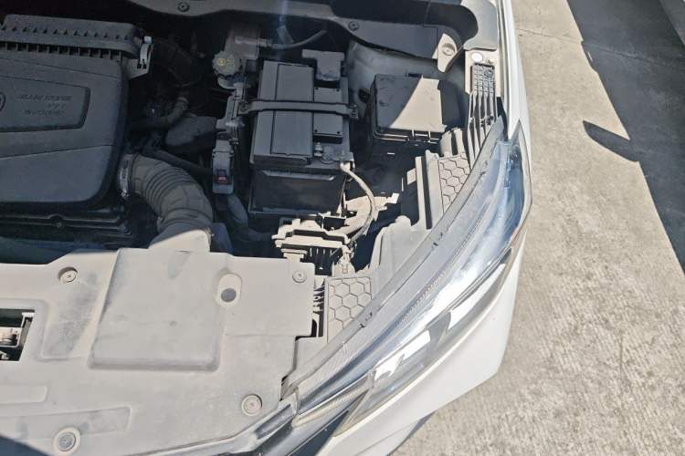 Used CHANGAN CS15 2021 1.5L Automatic Entry-Level Trim Engine Bay Left