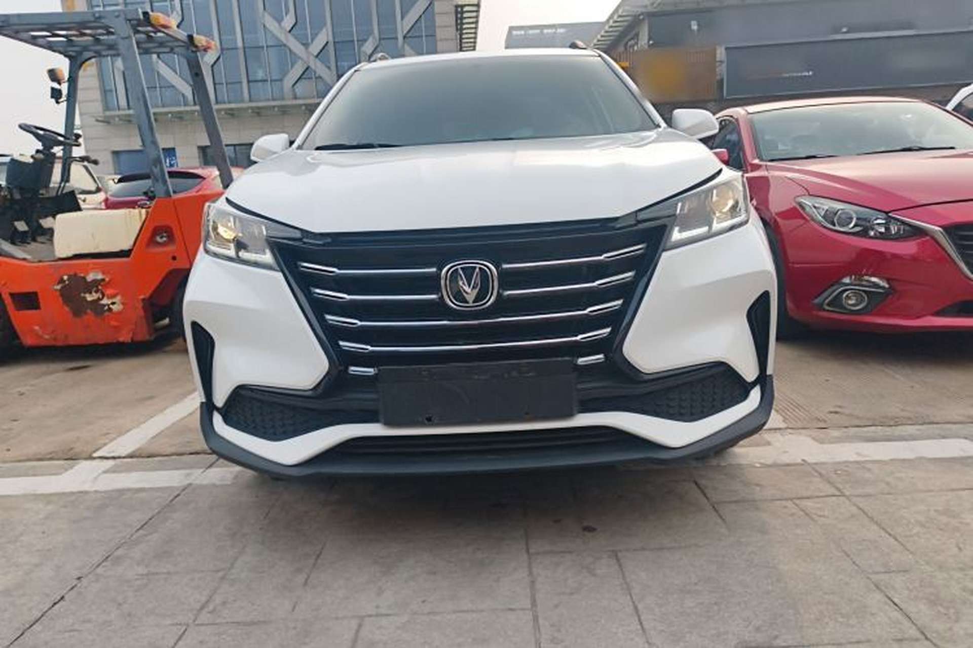 Used CHANGAN CS15 2021 1.5L Automatic Entry-Level Trim Exterior 1