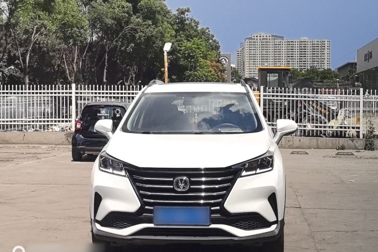 Used CHANGAN CS15 2021 1.5L Automatic Entry-Level Trim Exterior 1