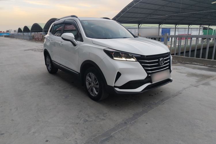 Used CHANGAN CS15 2021 1.5L Automatic Entry-Level Trim Exterior 2