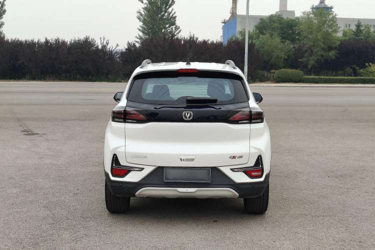 Used CHANGAN CS15 2021 1.5L Automatic Entry-Level Trim Exterior 4