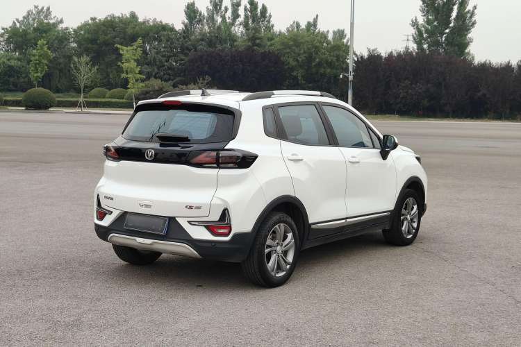 Used CHANGAN CS15 2021 1.5L Automatic Entry-Level Trim Exterior 5