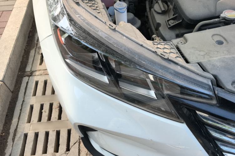 Used CHANGAN CS15 2021 1.5L Automatic Entry-Level Trim Exterior 6
