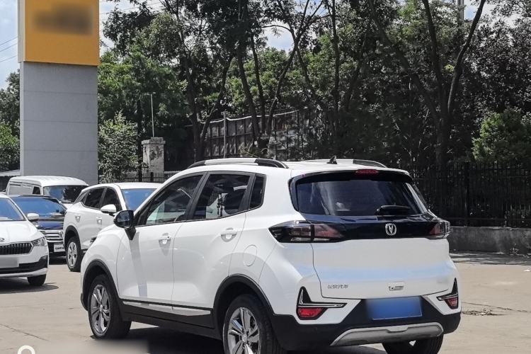 Used CHANGAN CS15 2021 1.5L Automatic Entry-Level Trim Exterior 6