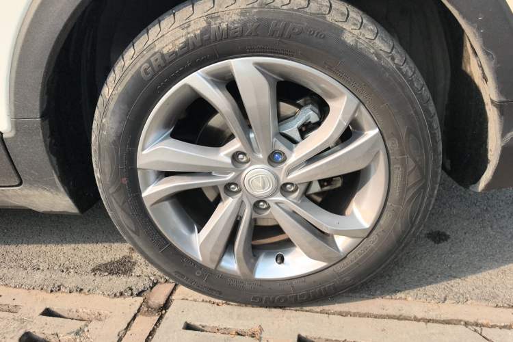 Used CHANGAN CS15 2021 1.5L Automatic Entry-Level Trim Exterior 7