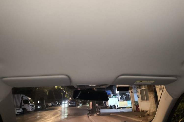 Used CHANGAN CS15 2021 1.5L Manual Entry-Level Trim Headliner