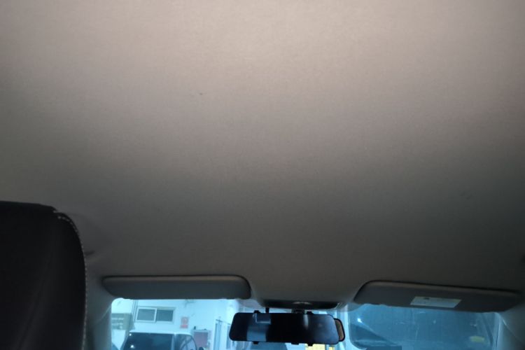 Used CHANGAN CS15 2021 1.5L Manual Entry-Level Trim Headliner