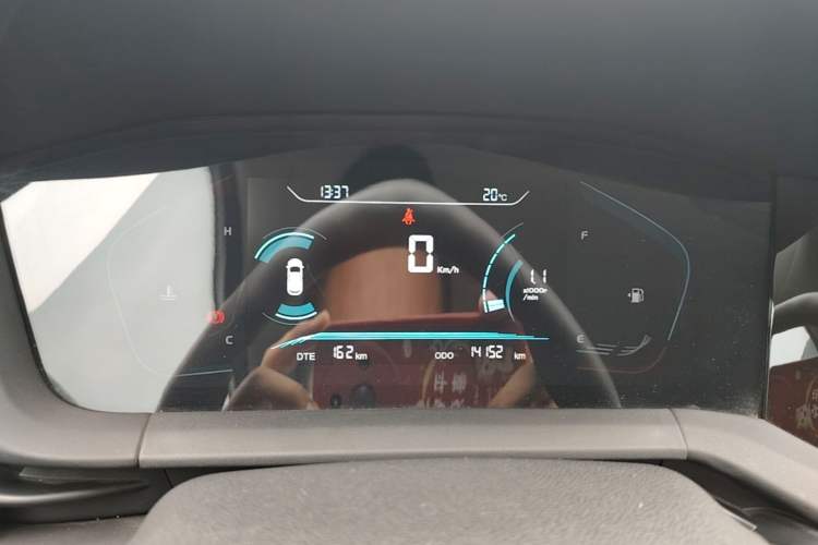 Used CHANGAN CS15 2021 1.5L Manual Entry-Level Trim Instrument Cluster
