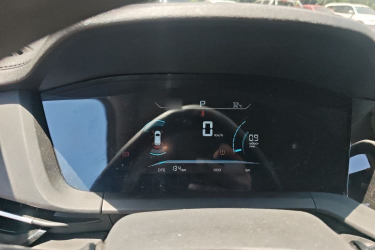 Used CHANGAN CS15 2021 1.5L Automatic Entry-Level Trim Instrument Cluster