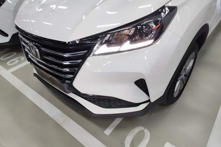 Used CHANGAN CS15 2021 1.5L Manual Entry-Level Trim Left Front Headlight