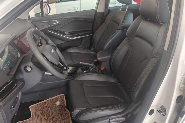 Used CHANGAN CS15 2021 1.5L Automatic Entry-Level Trim Left Front Seat
