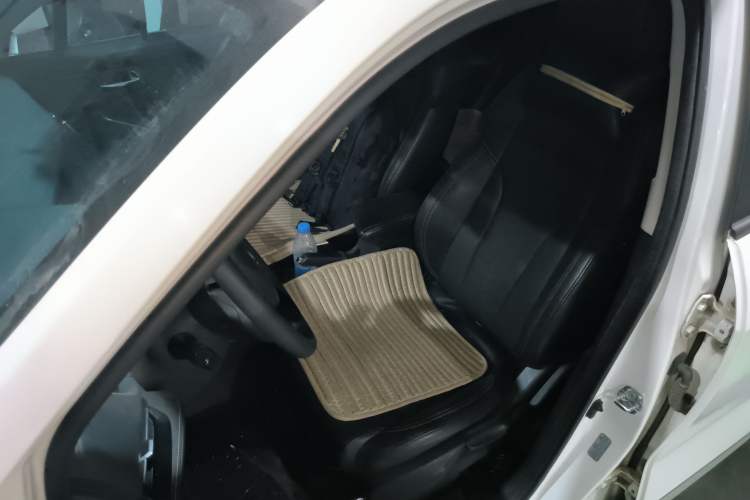 Used CHANGAN CS15 2021 1.5L Manual Entry-Level Trim Left Front Seat
