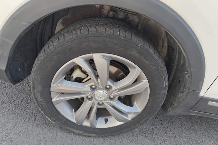 Used CHANGAN CS15 2021 1.5L Manual Entry-Level Trim Left Front Wheel Hub