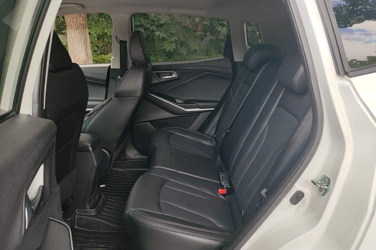 Used CHANGAN CS15 2021 1.5L Automatic Entry-Level Trim Left Rear Seat