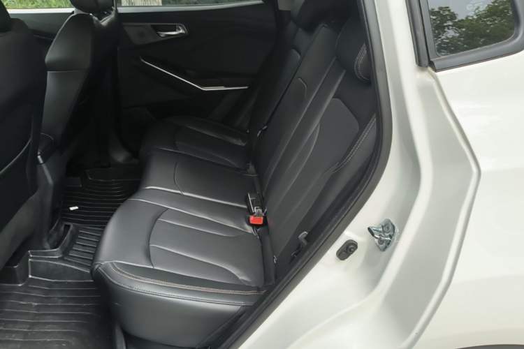 Used CHANGAN CS15 2021 1.5L Automatic Entry-Level Trim Left Rear Seat