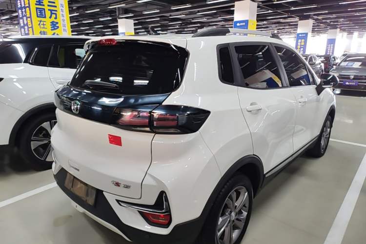 Used CHANGAN CS15 2021 1.5L Manual Entry-Level Trim Rear Right 45 Deg