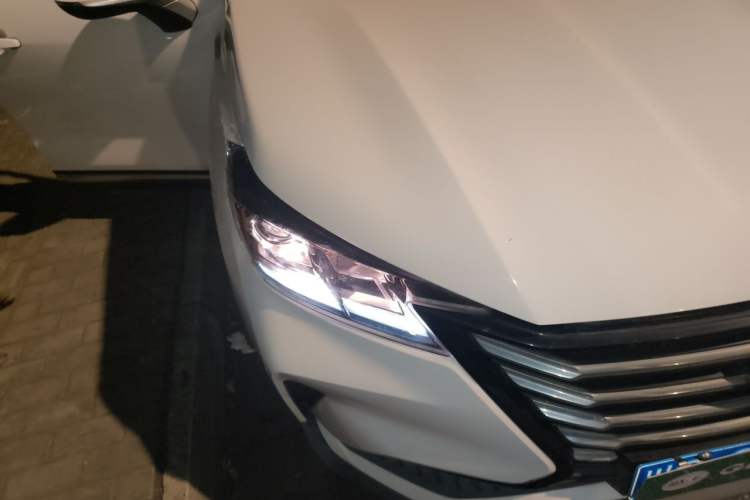 Used CHANGAN CS15 2021 1.5L Manual Entry-Level Trim Right Front Headlight