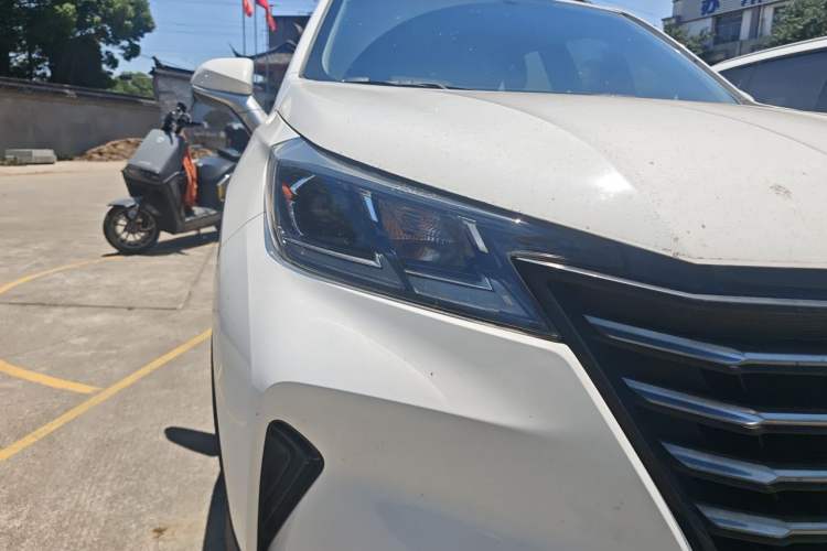 Used CHANGAN CS15 2021 1.5L Automatic Entry-Level Trim Right Front Headlight