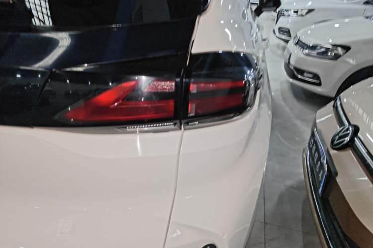 Used CHANGAN CS15 2021 1.5L Automatic Entry-Level Trim Right Rear Taillight