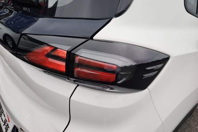 Used CHANGAN CS15 2021 1.5L Manual Entry-Level Trim Right Rear Taillight