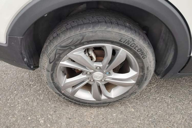 Used CHANGAN CS15 2021 1.5L Manual Entry-Level Trim Right Rear Wheel Hub