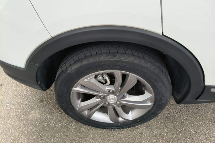 Used CHANGAN CS15 2021 1.5L Automatic Entry-Level Trim Right Rear Wheel Hub