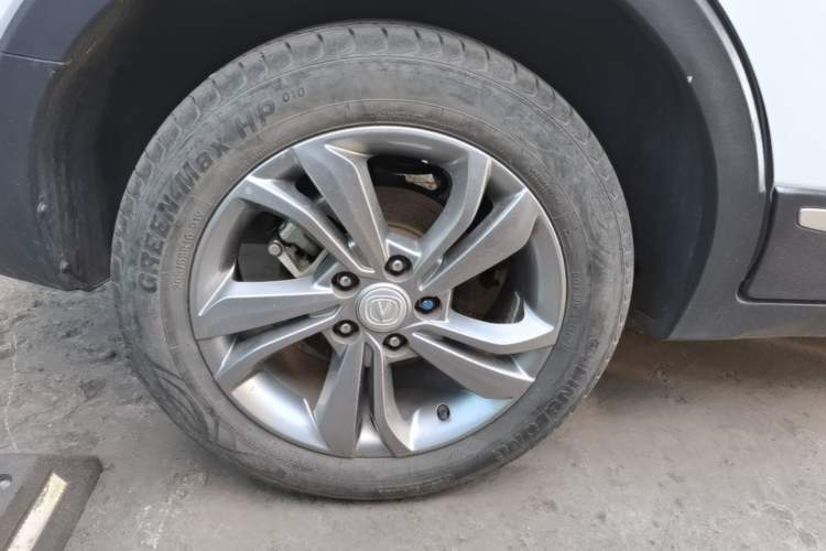 Used CHANGAN CS15 2021 1.5L Automatic Entry-Level Trim Right Rear Wheel Hub