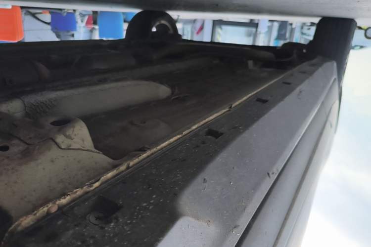 Used CHANGAN CS15 2021 1.5L Automatic Entry-Level Trim Right Side Sill