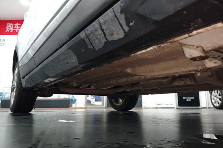 Used CHANGAN CS15 2021 1.5L Automatic Entry-Level Trim Right Side Sill