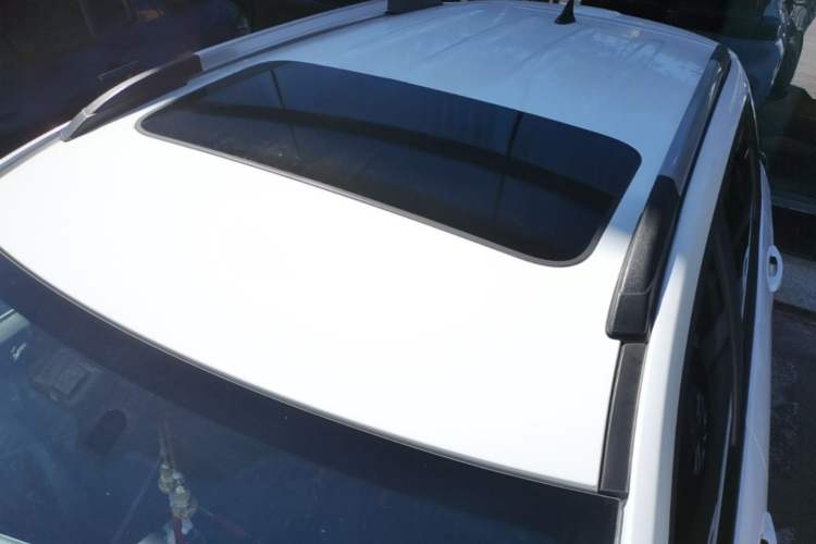 Used CHANGAN CS15 2021 1.5L Automatic Entry-Level Trim Roof