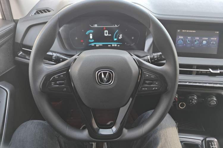 Used CHANGAN CS15 2021 1.5L Manual Entry-Level Trim Steering Wheel