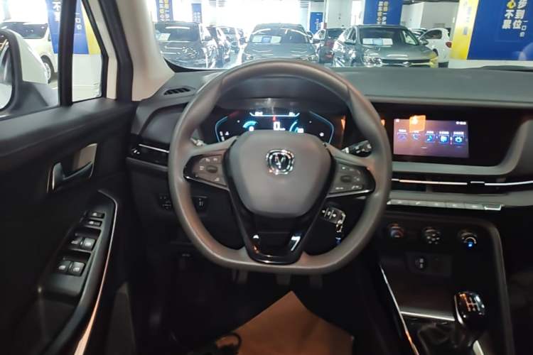 Used CHANGAN CS15 2021 1.5L Manual Entry-Level Trim Steering Wheel