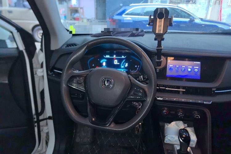 Used CHANGAN CS15 2021 1.5L Automatic Entry-Level Trim Steering Wheel