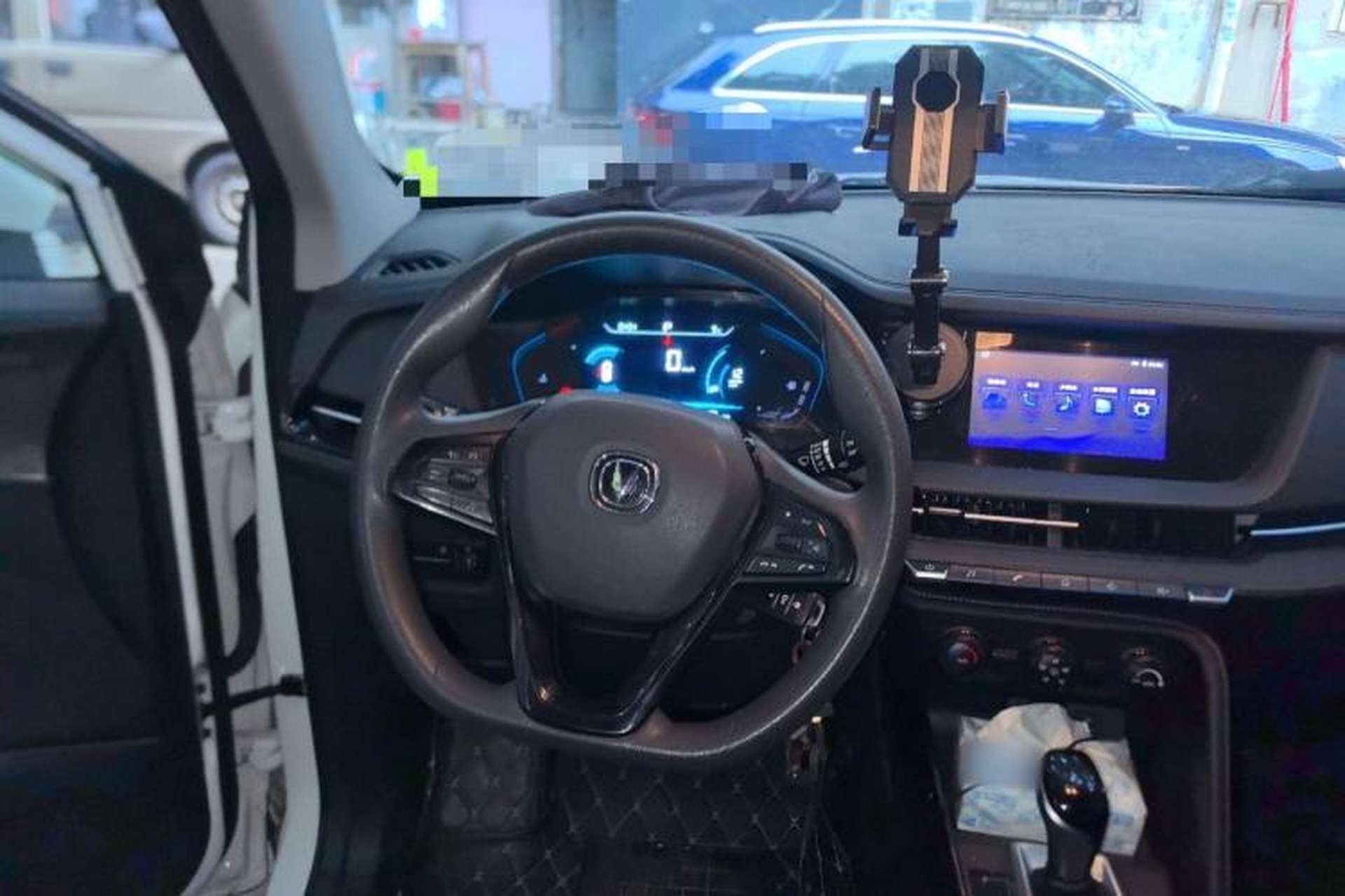 Used CHANGAN CS15 2021 1.5L Automatic Entry-Level Trim Steering Wheel