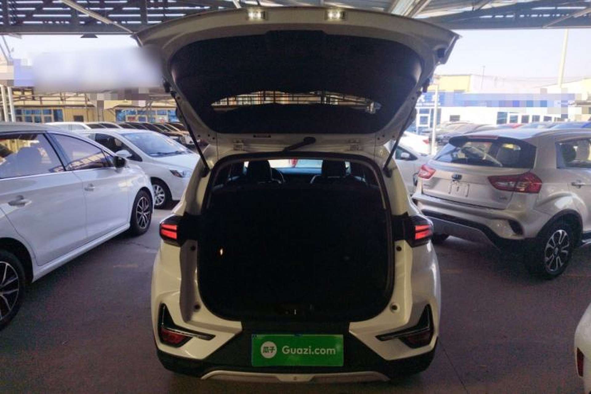 Used CHANGAN CS15 2021 1.5L Automatic Entry-Level Trim Trunk