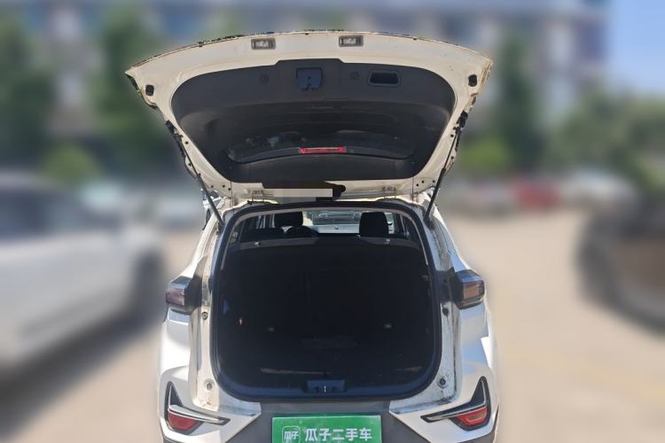 Used CHANGAN CS15 2021 1.5L Automatic Entry-Level Trim Trunk