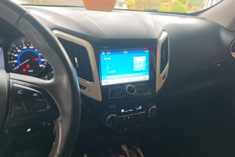 Used CHANGAN CS15EV 2018 350i Audio And AC Panel