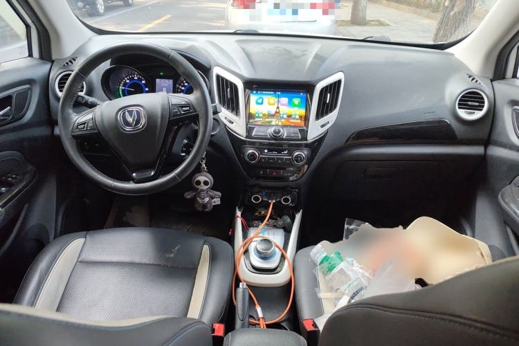 Used CHANGAN CS15EV 2018 350i Center Console