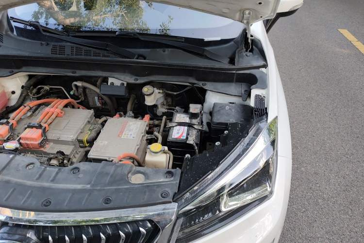 Used CHANGAN CS15EV 2018 350i Engine Bay Left