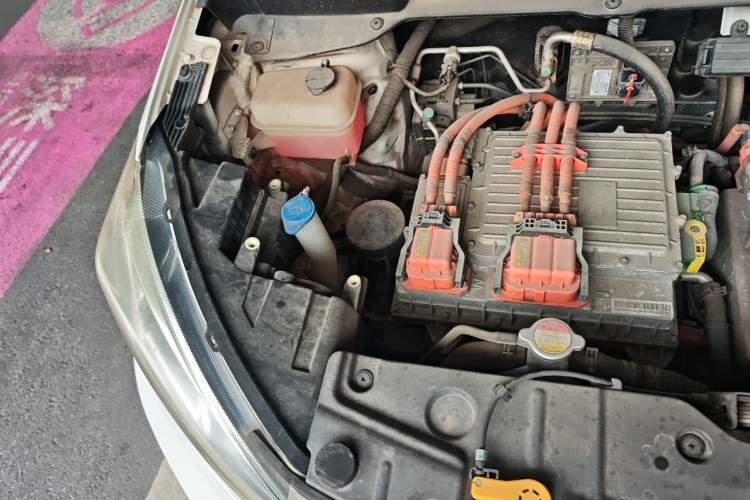 Used CHANGAN CS15EV 2018 350i Engine Bay Right