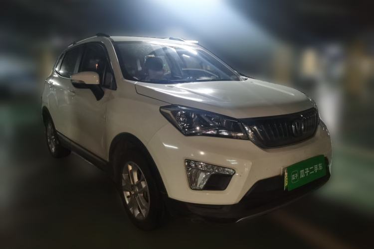 Used CHANGAN CS15EV 2018 350e Front Right 45 Deg