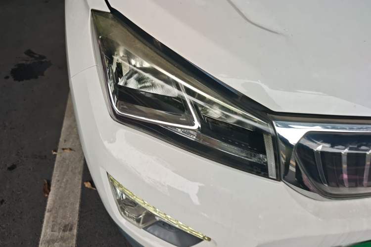 Used CHANGAN CS15EV 2018 350i Right Front Headlight