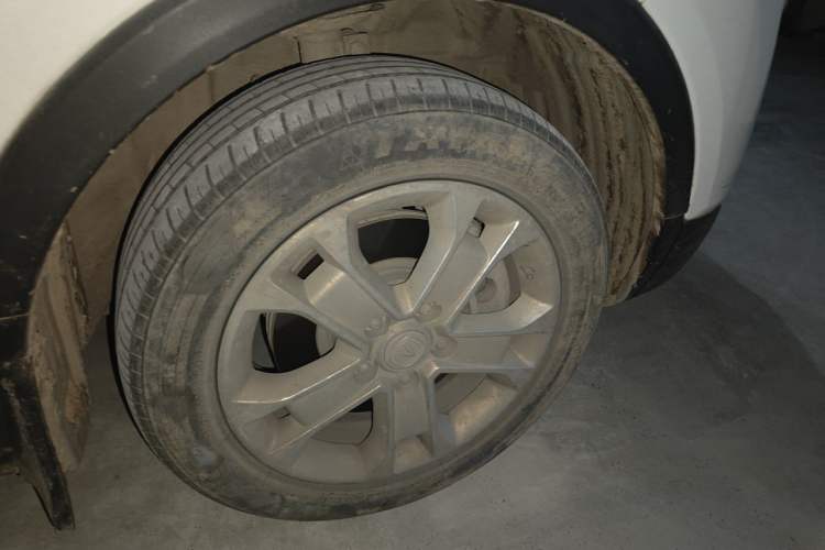 Used CHANGAN CS15EV 2018 350i Right Front Wheel Hub