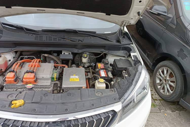 Used CHANGAN CS15EV 2019 400i model Engine Bay Left
